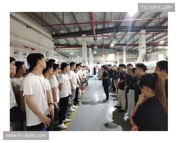 穆里奇:从保级英雄到帽子戏法先生的蜕变之路