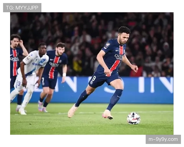 全场战报：巴黎圣日耳曼2-0轻取勒沃库森，拉莫斯头球梅开二度